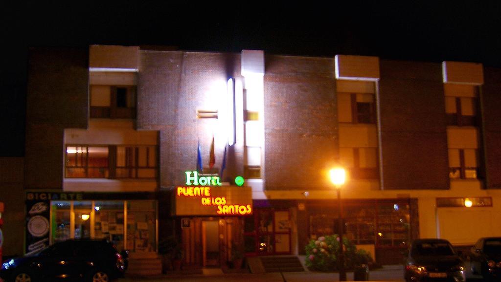 Hotel Puente De Los Santos ตาเปีย เด กาซาเรียโก ภายนอก รูปภาพ