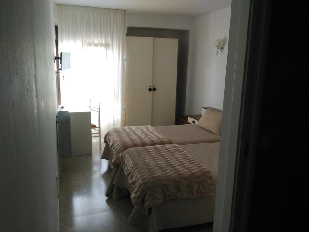 Hotel Puente De Los Santos ตาเปีย เด กาซาเรียโก ภายนอก รูปภาพ